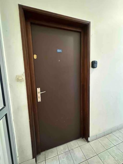 Appartement Confortable Laon Exterior foto